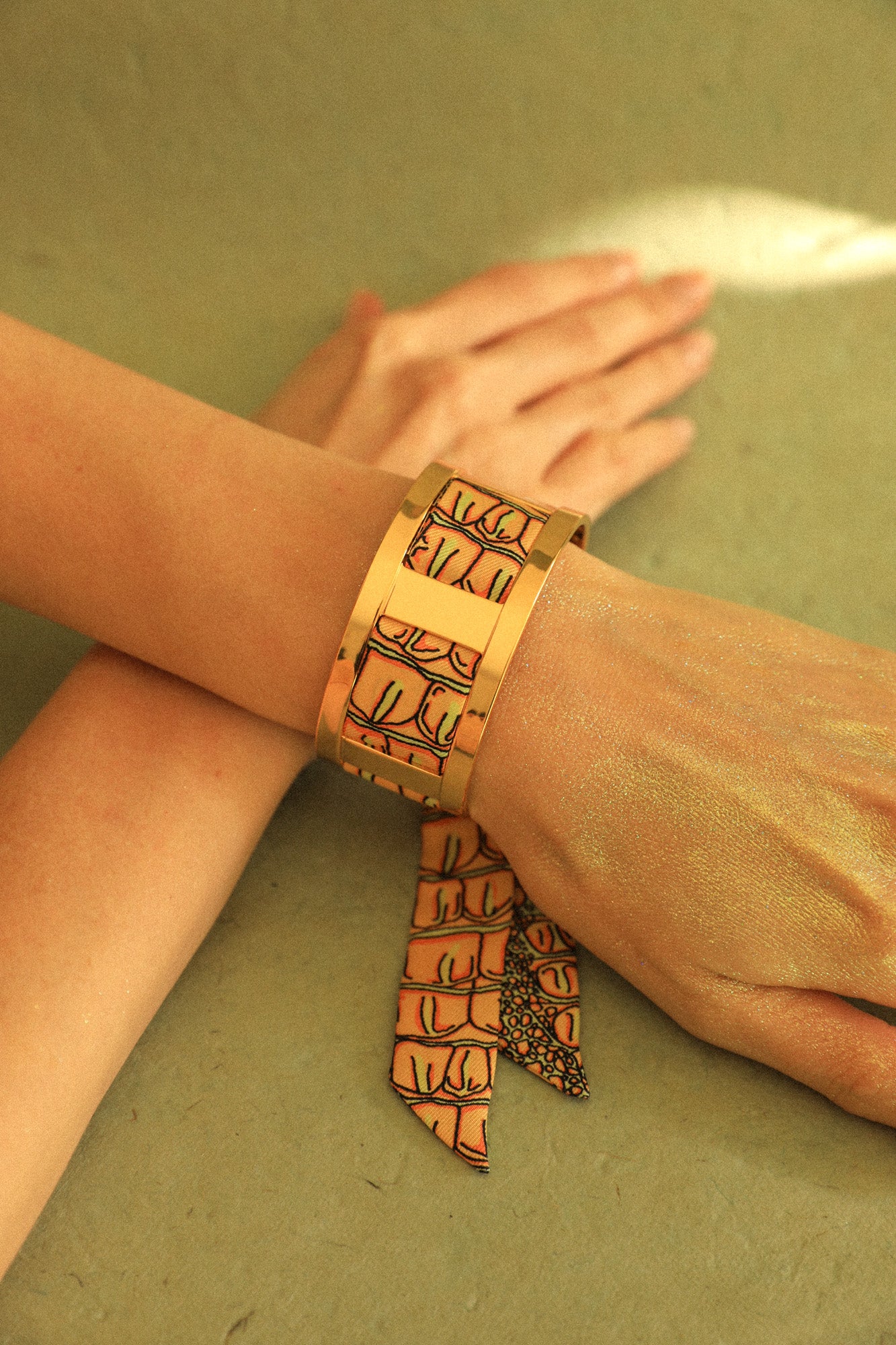 Manchette JMA et son ruban Croco pastel