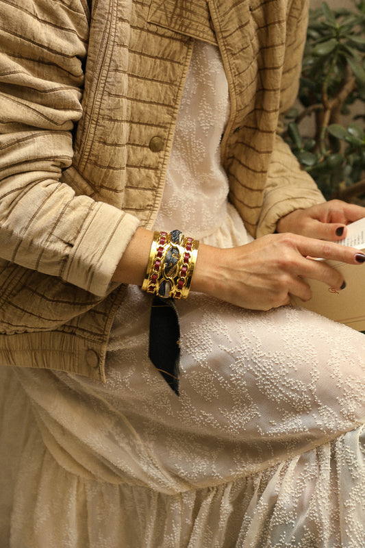 Large December cuff and Bohemian Deer ribbon, black