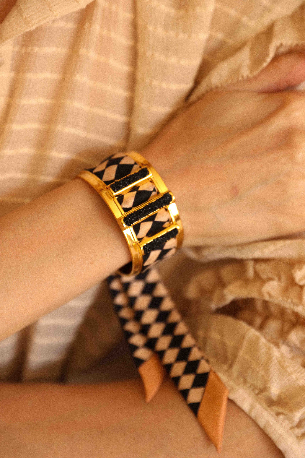 Manchette Quartz et ruban Arlequin n&b