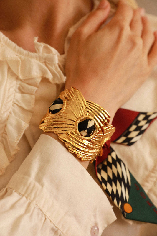 Celestial Cuff and Joker Ribbon, Neutral