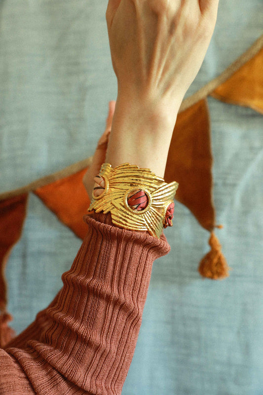 Celestial cuff and Carousel ribbon, neutral