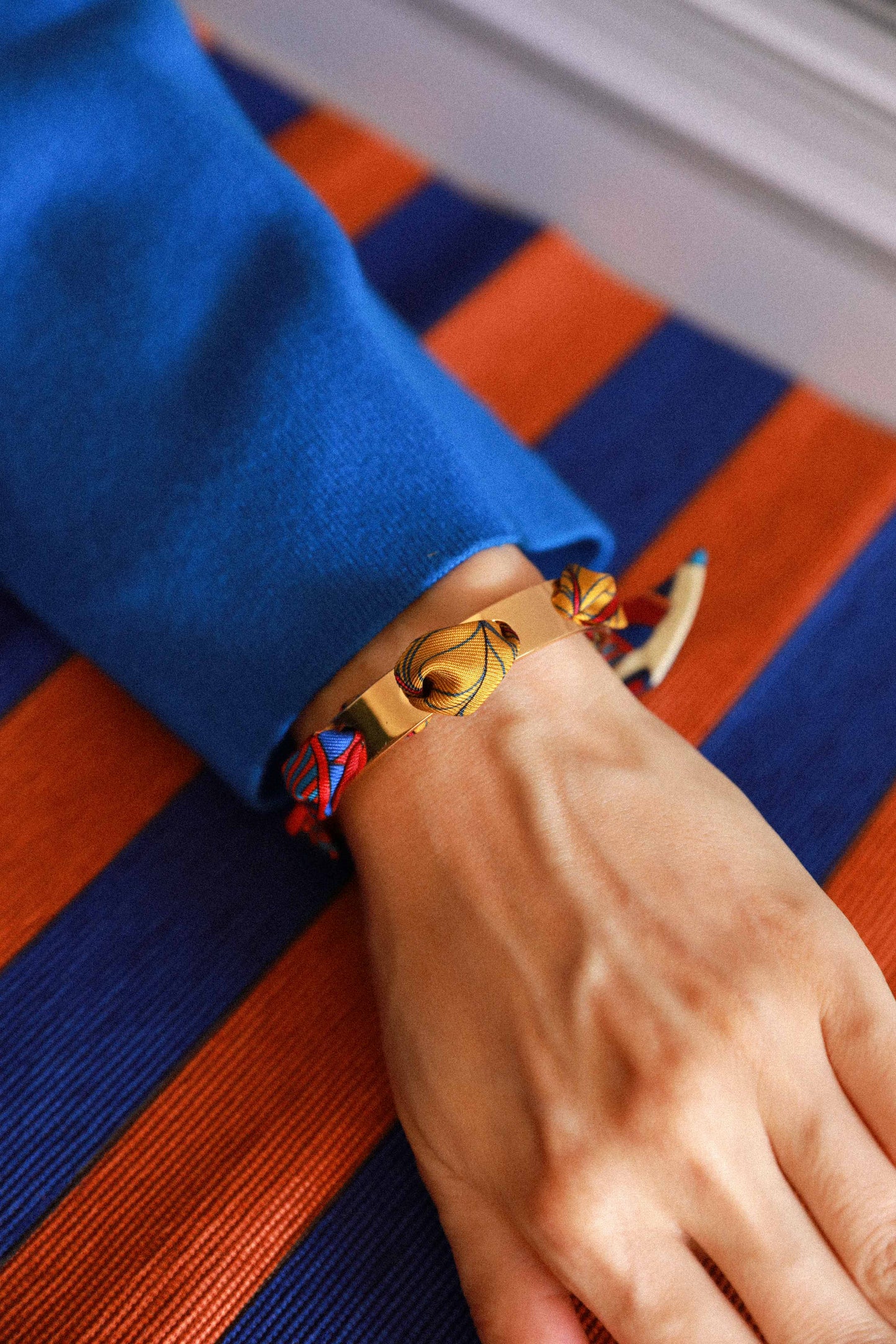 Bracelet Septembre et son ruban Carrousel, coloré