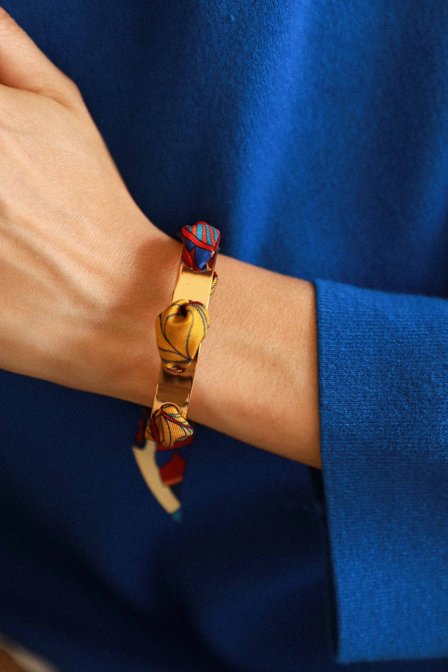 Bracelet Septembre et son ruban Carrousel, coloré