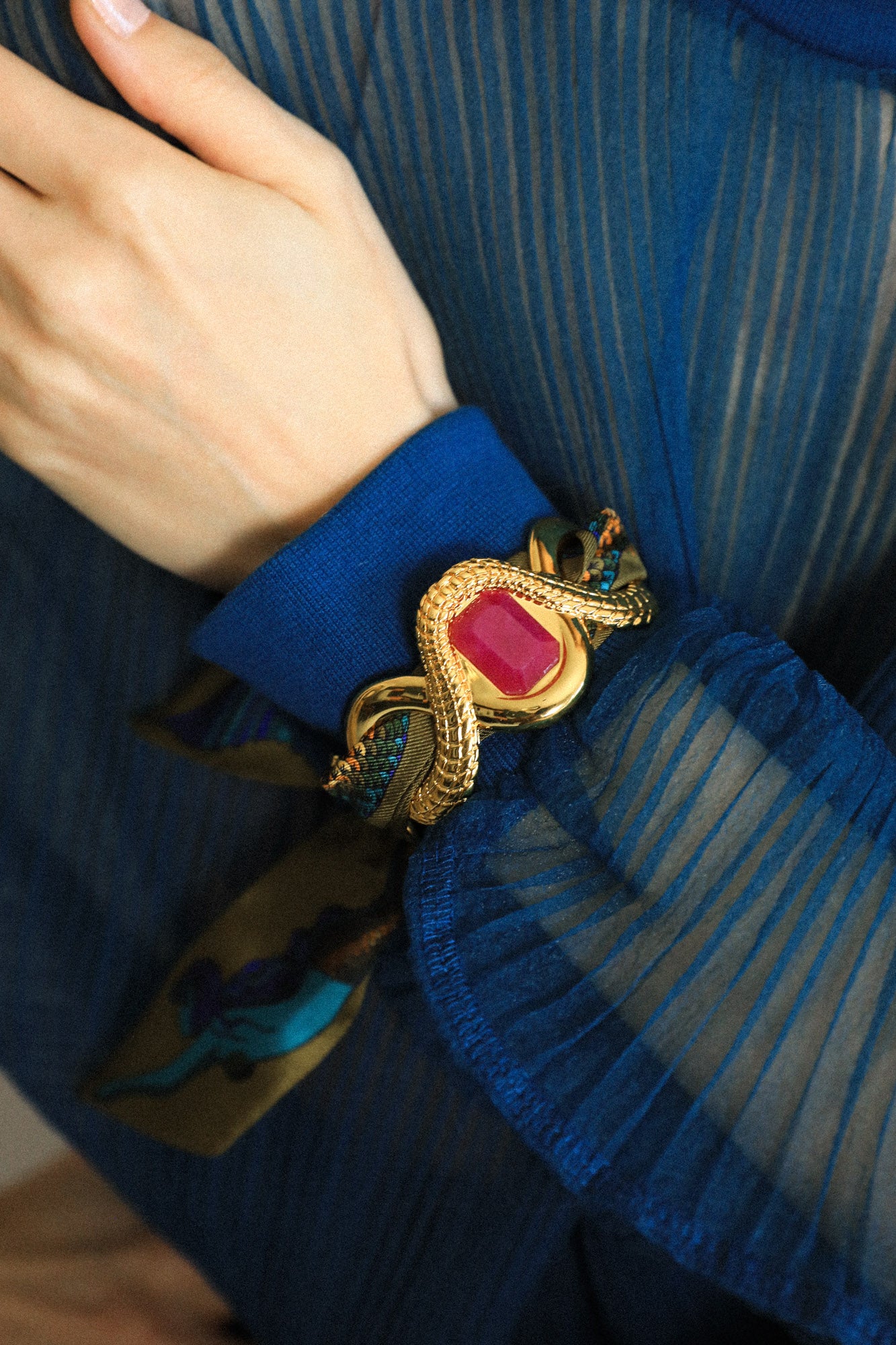 Manchette Caïman Agate fuchsia et ruban Sirène coloré