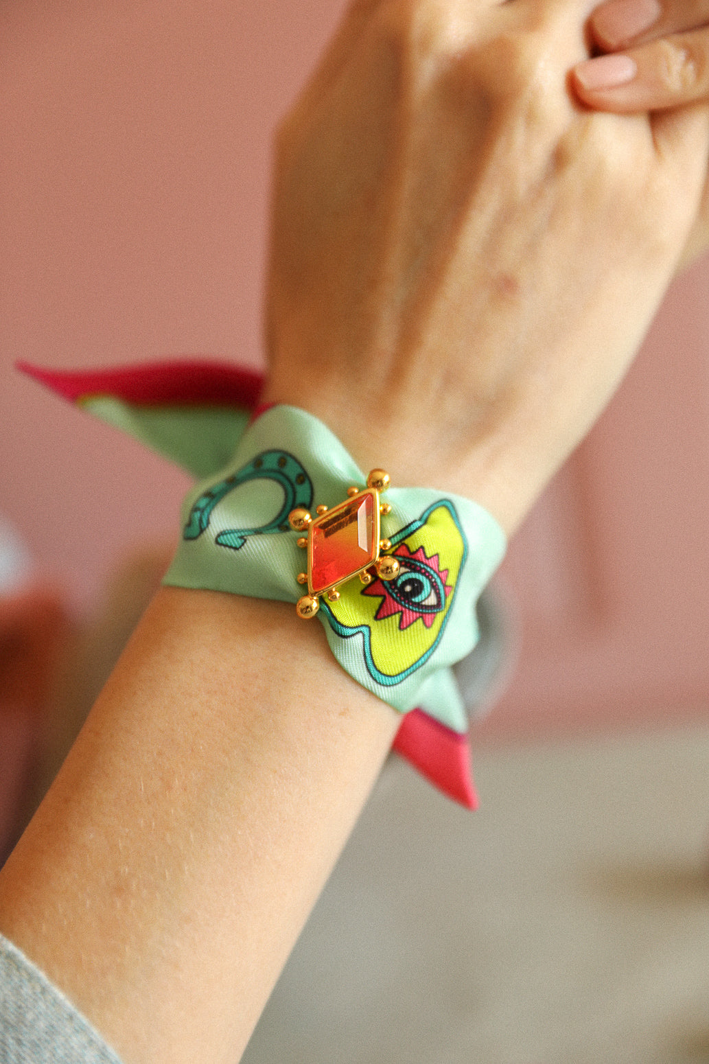 Ornement Circus rose et jaune et ruban en soie de 4cm, Automne N°25
