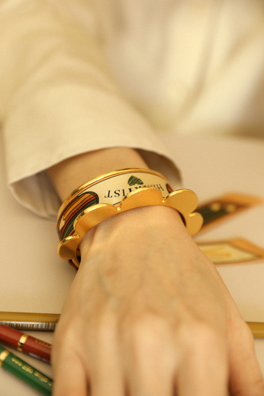 Pennant cuff and ribbon The Blue Words