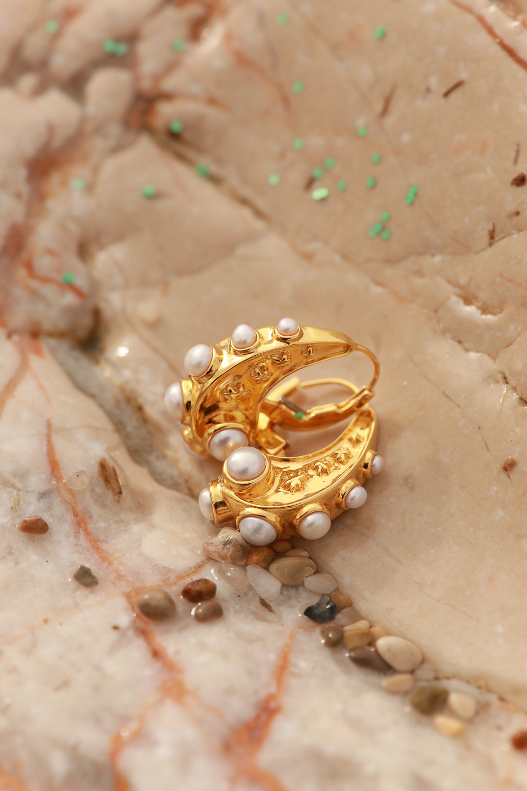 Element Loops, WATER