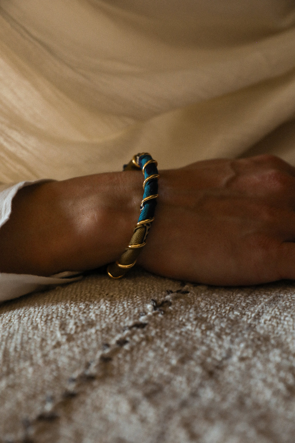 Bracelet Octobre et son ruban Chapanoir, olive