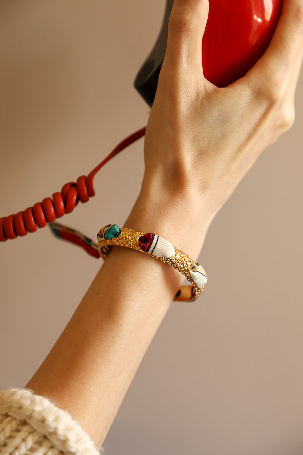 Bracelet Queen et son ruban Tarot, multicolore