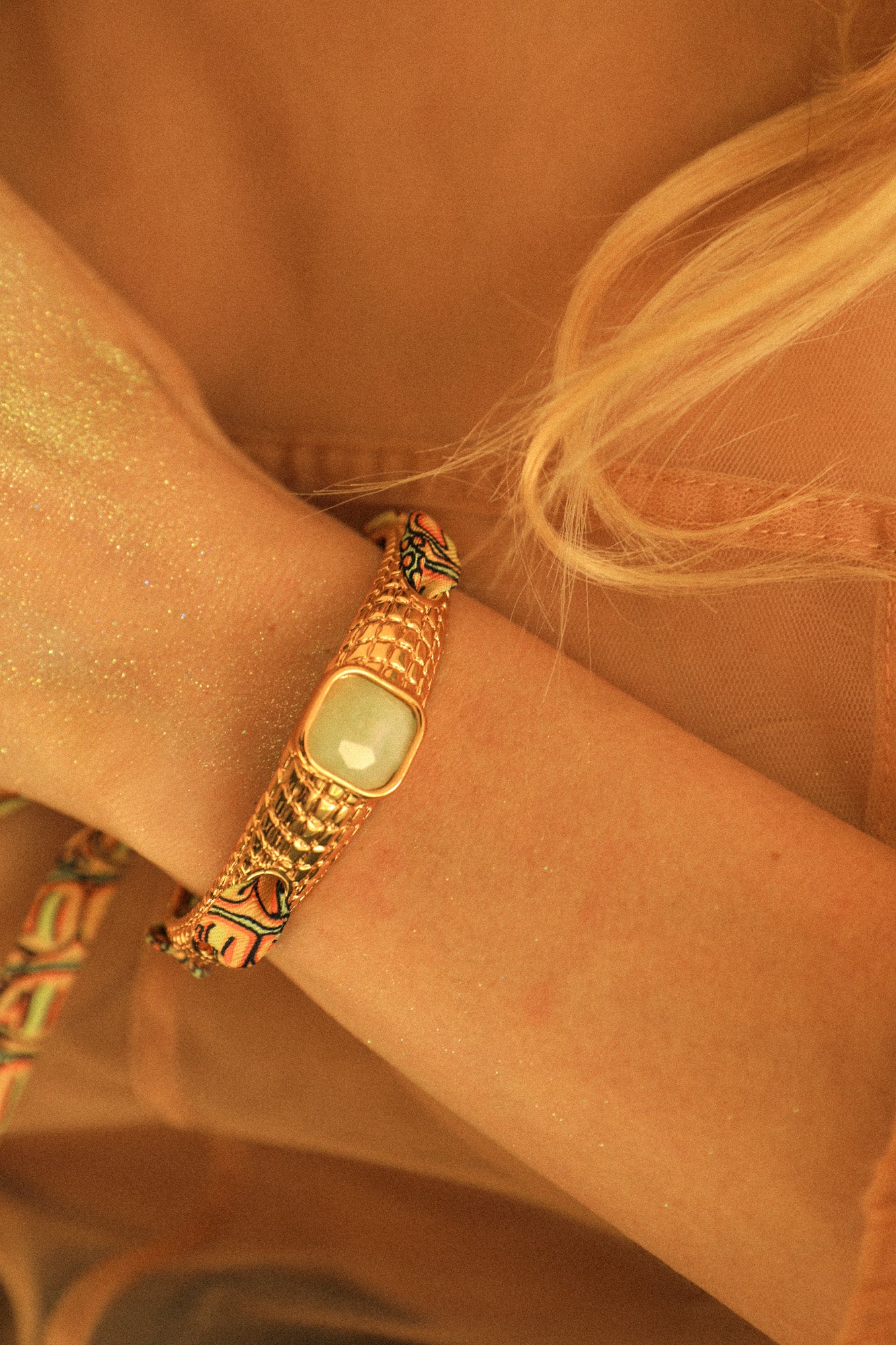 Caïman bracelet in jade oil quartzite and neutral Marinière ribbon