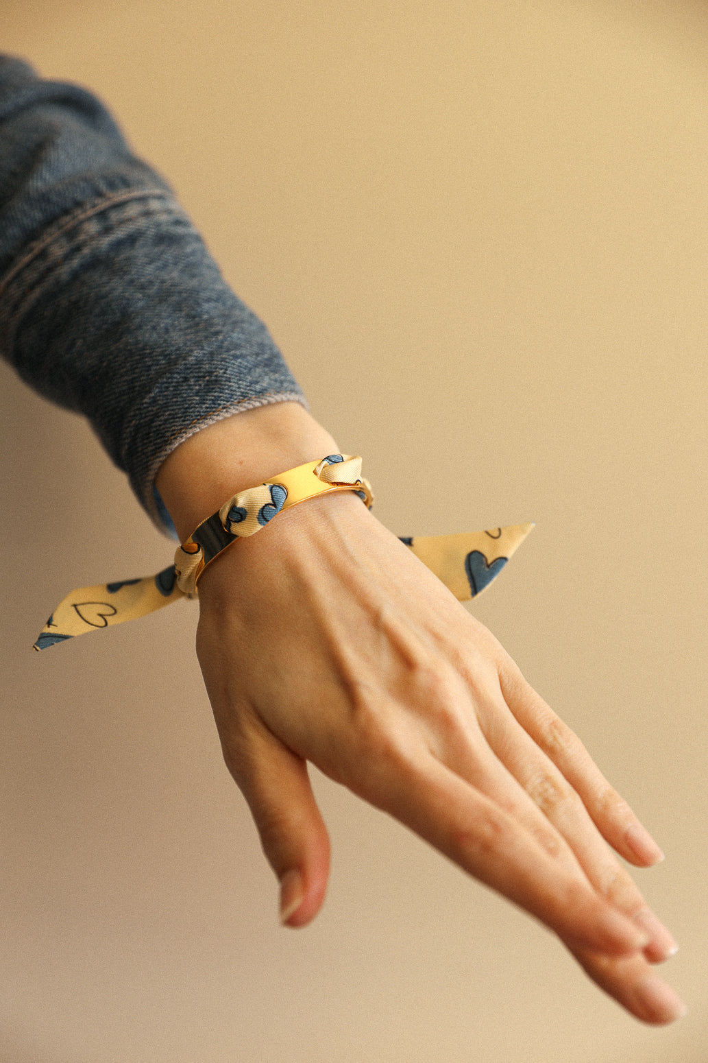 September Bracelet and Blue Words Ribbon