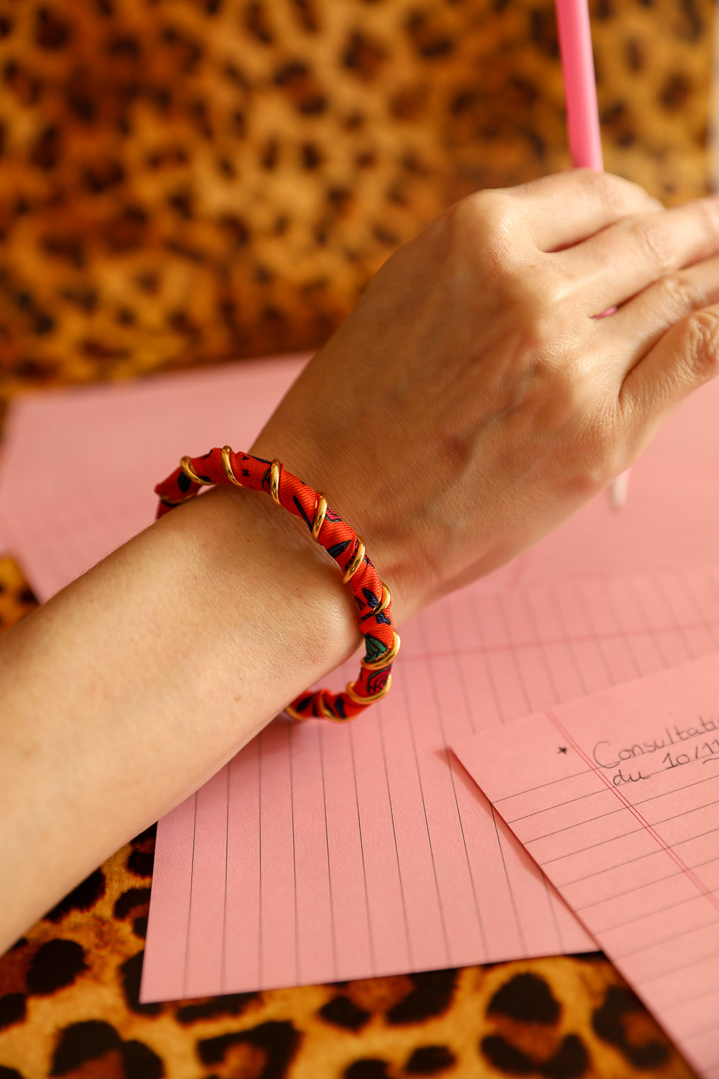 Bracelet Octobre et son ruban Gypsy Tales, orange