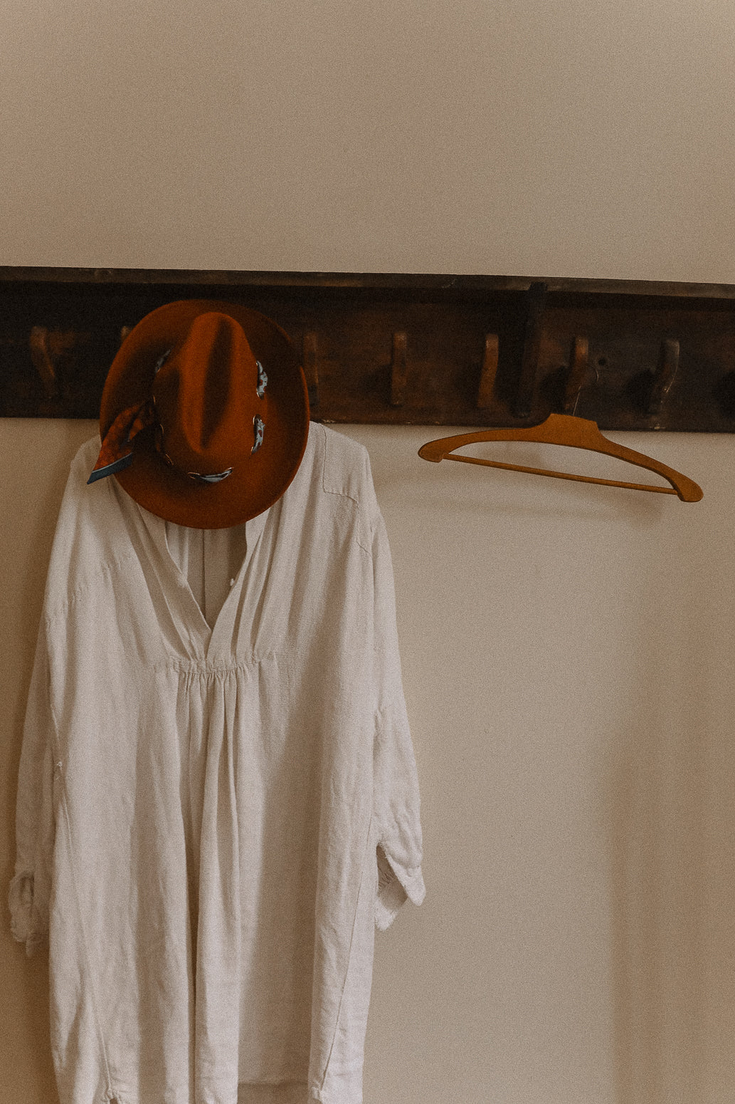 Bandy Gypsy Tales, neutral