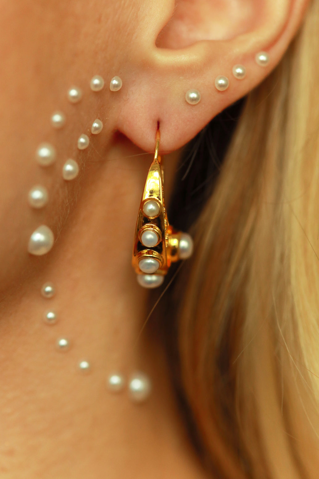 Element Loops, WATER