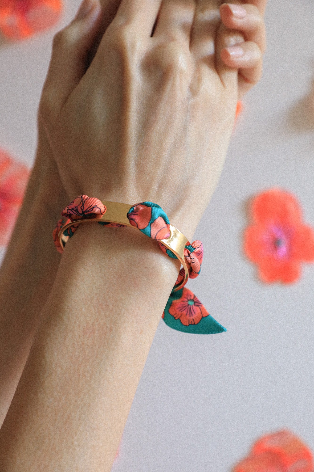 Bracelet Septembre et son ruban Pensées turquoise