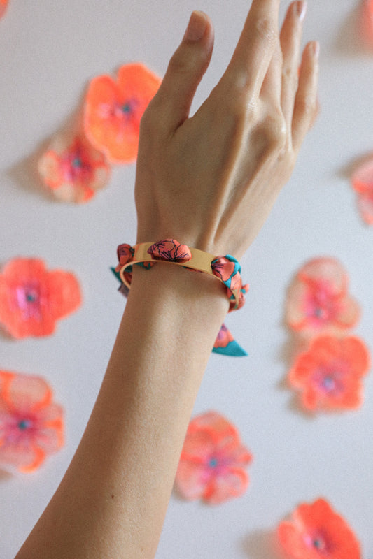 Bracelet Septembre et son ruban Pensées turquoise