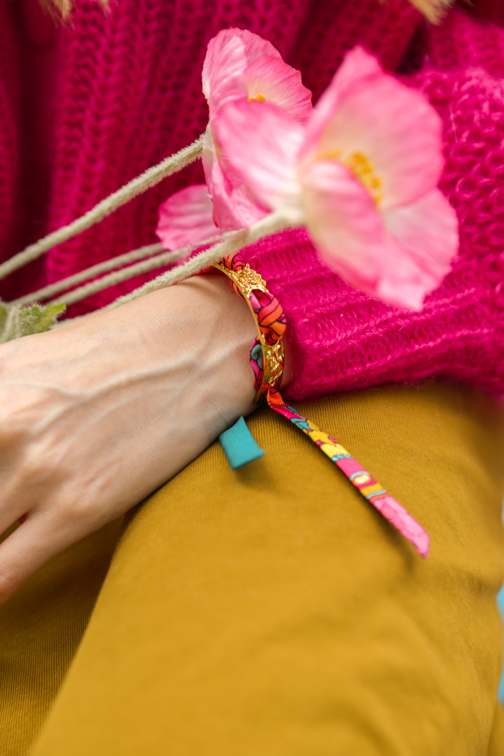 Bracelet Queen et son ruban Adresse Inconnue, bleu et rose