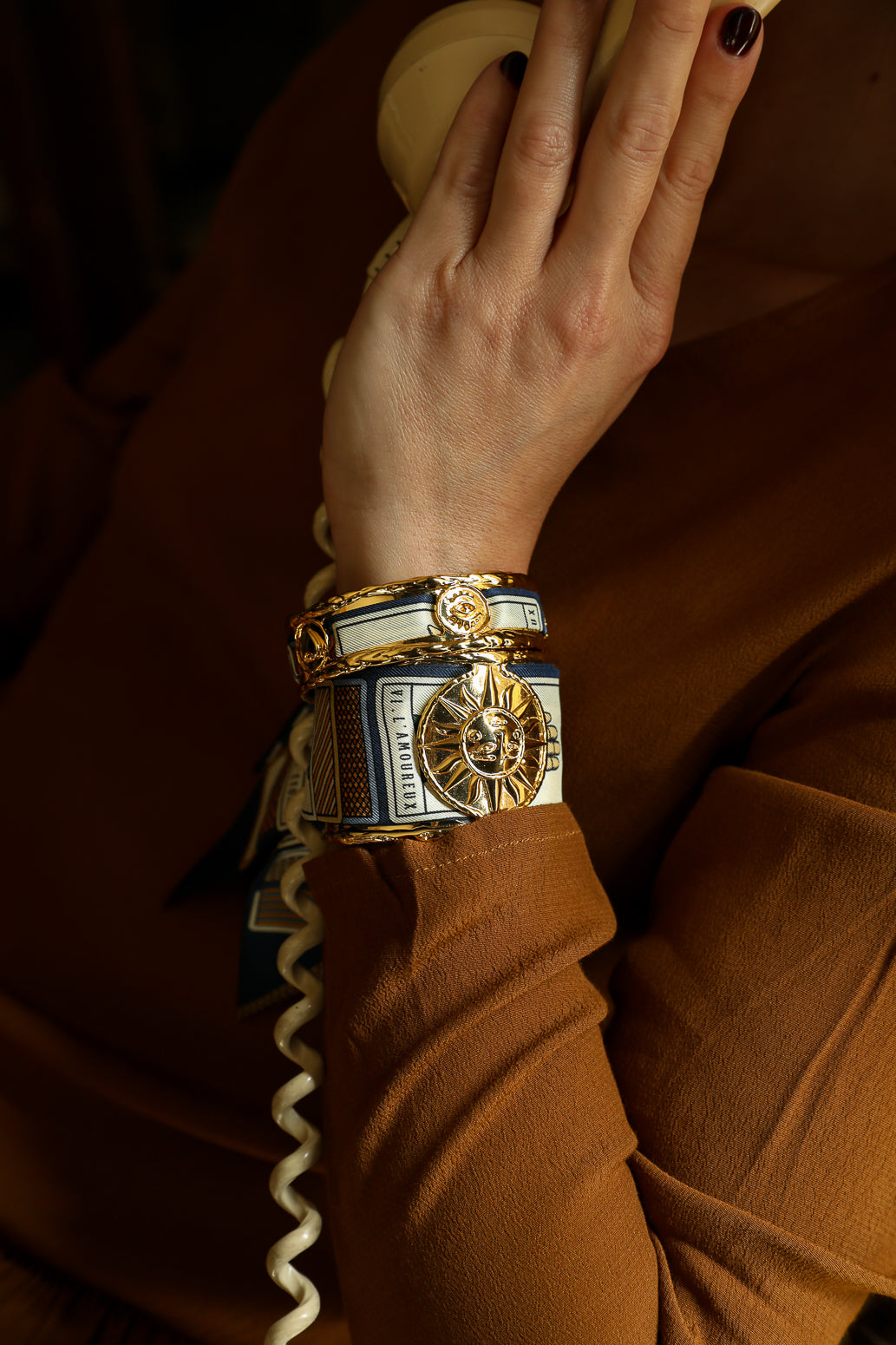 Grande manchette Soleil et ruban Tarot, marine