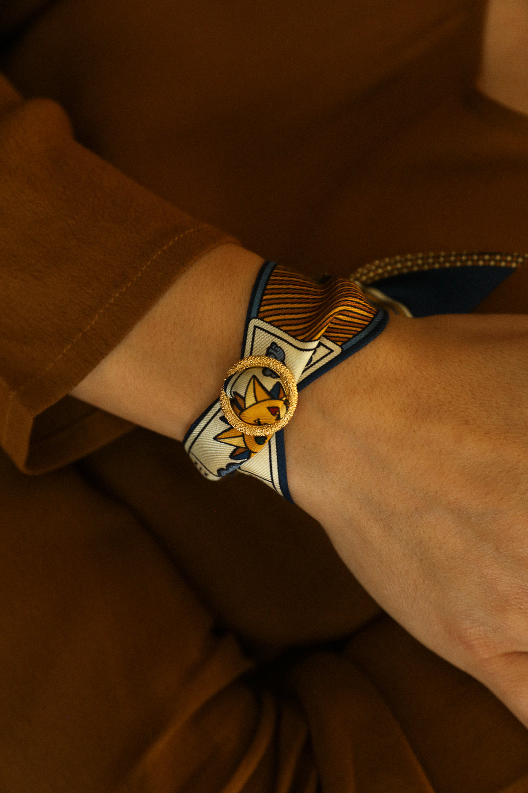 Ornement Céleste et son bracelet en soie de 4cm Tarot, marine