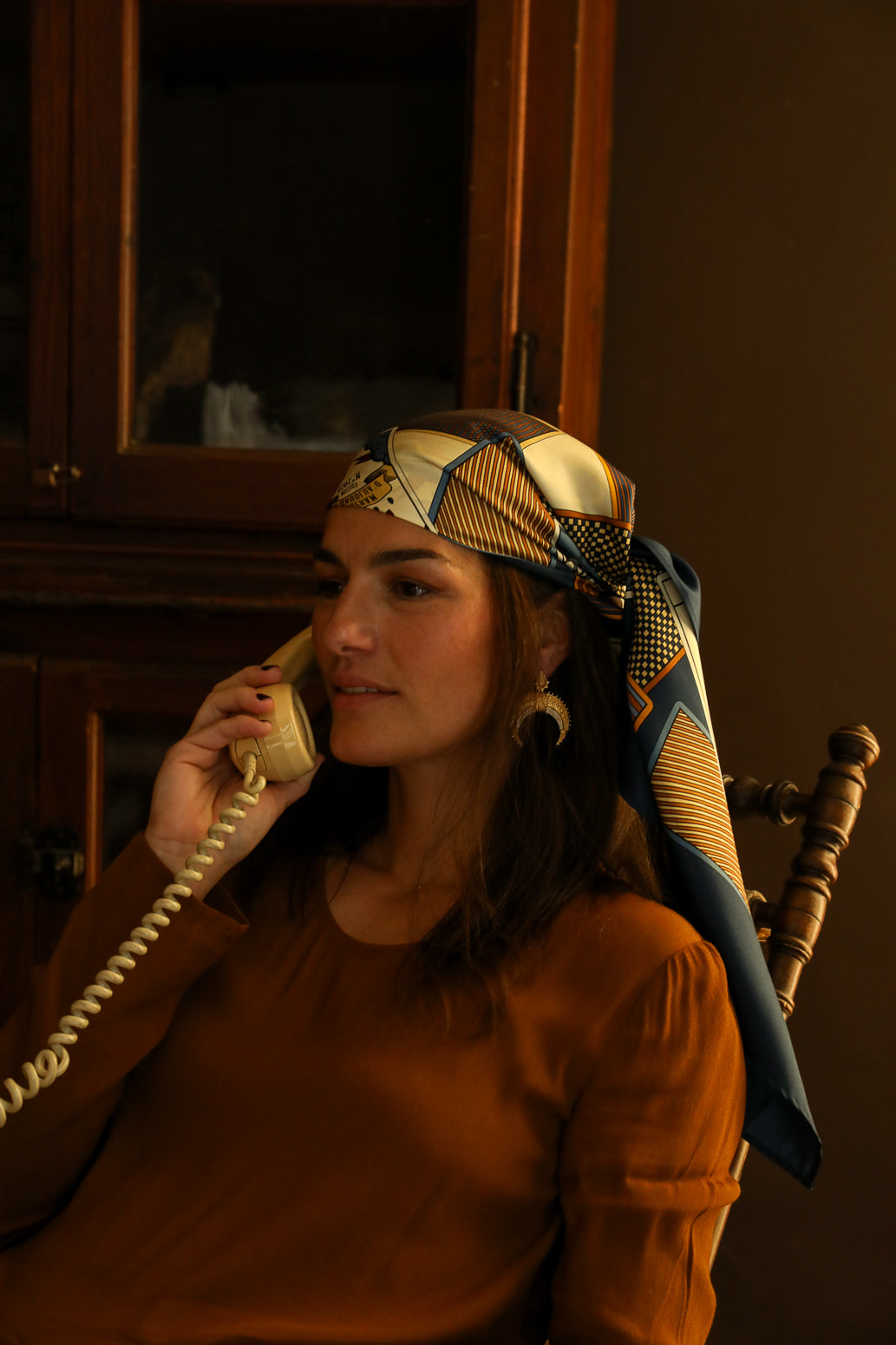 110cm silk square Tarot of Marseille, navy blue