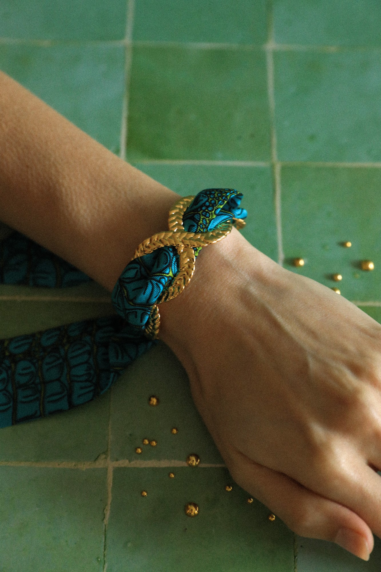 Manchette Tresse et ruban Croco aqua