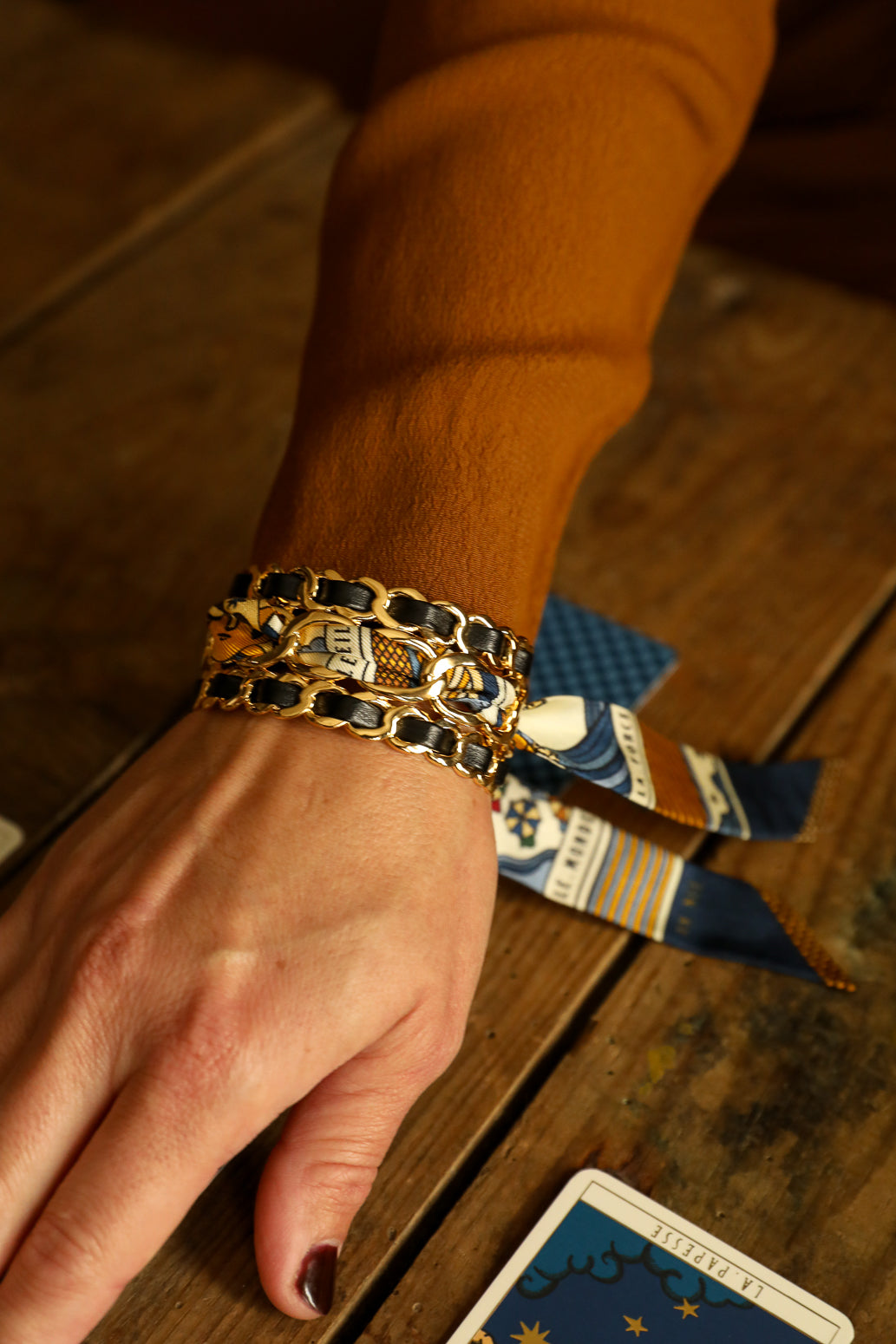 Small December cuff and Tarot ribbon, navy