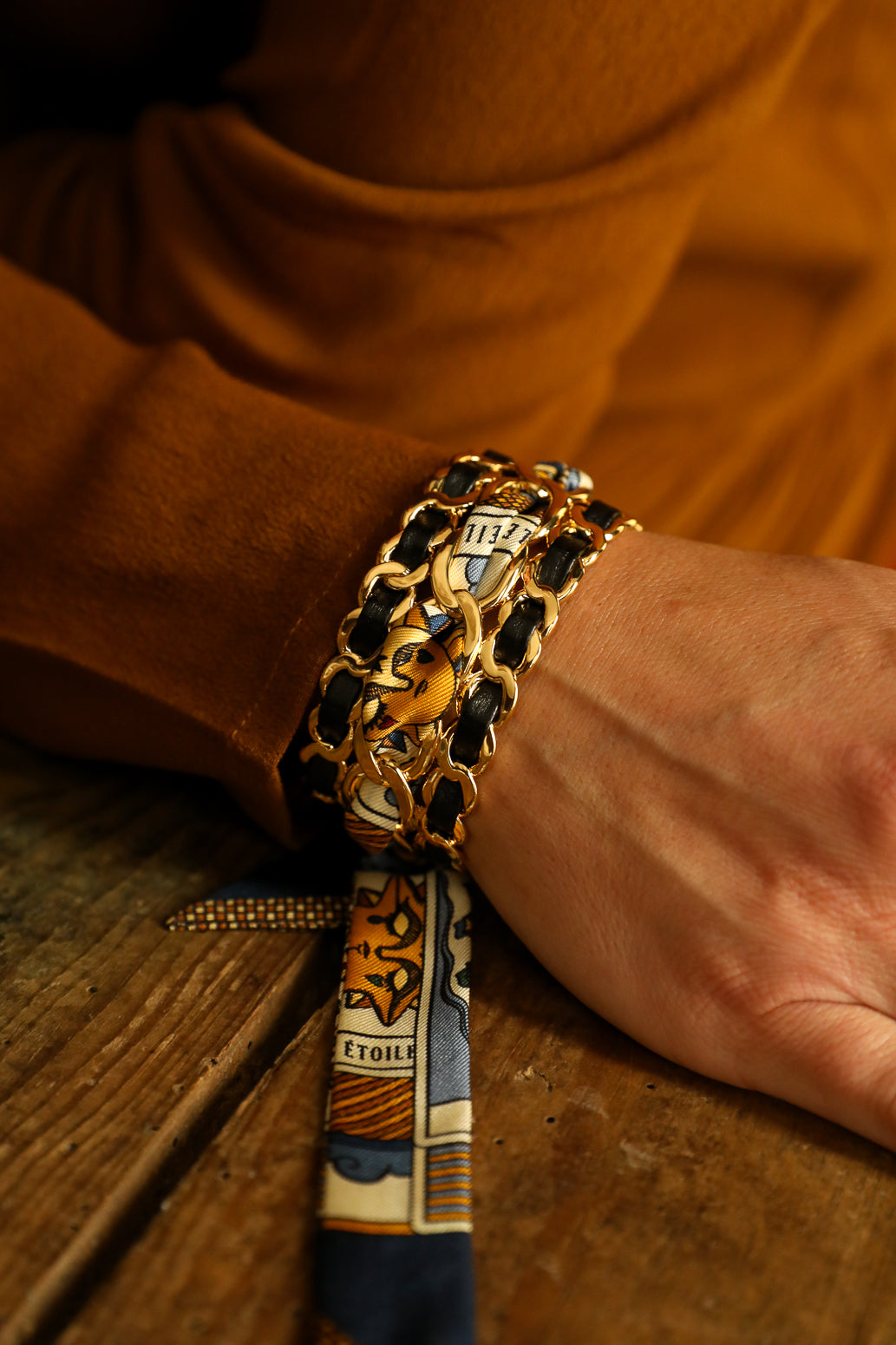 Small December cuff and Tarot ribbon, navy