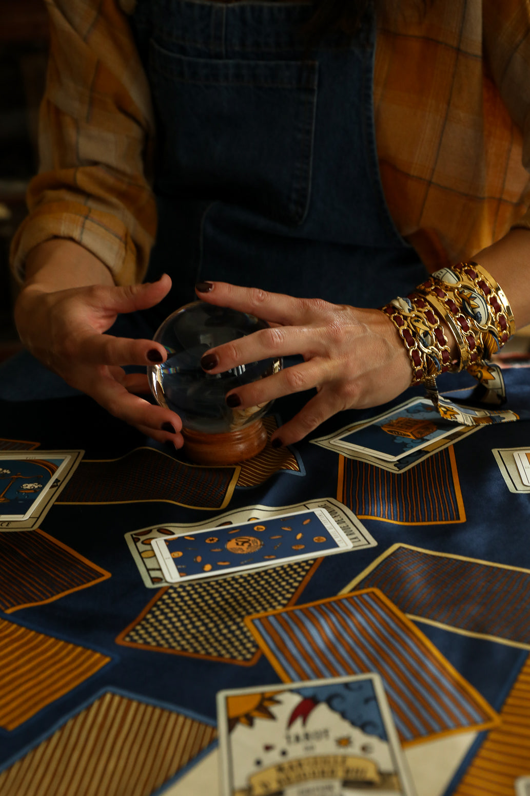 Small December cuff and Tarot ribbon, navy