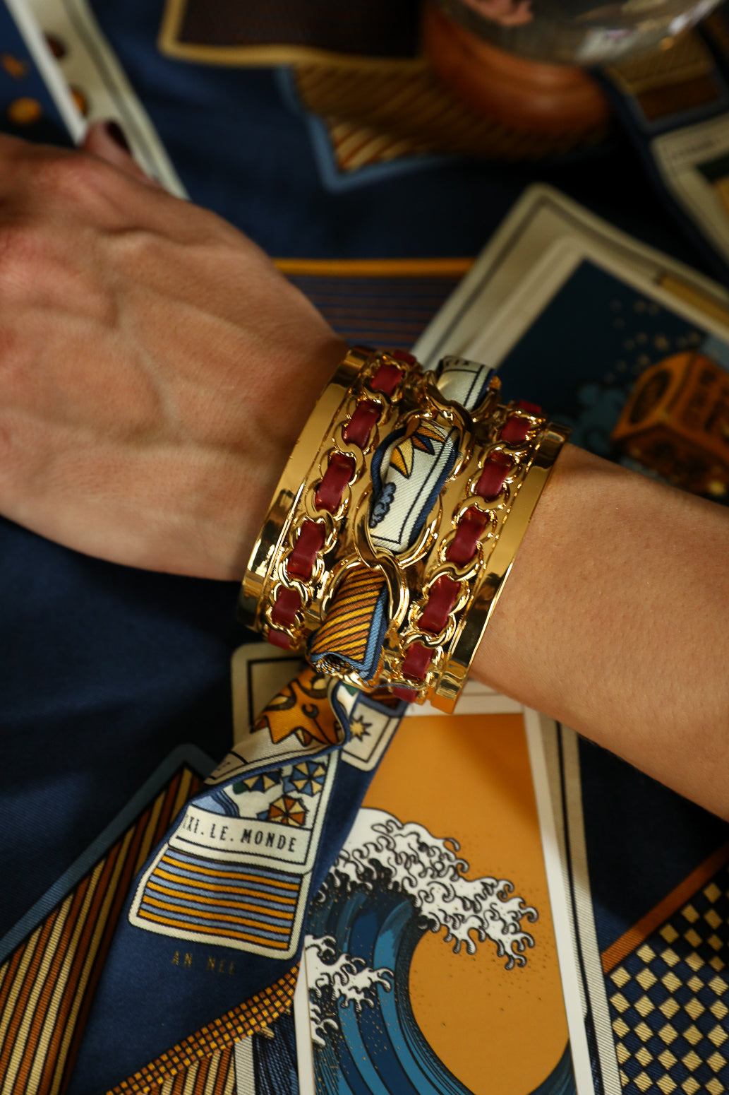 Grande manchette Décembre et ruban Tarot, marine