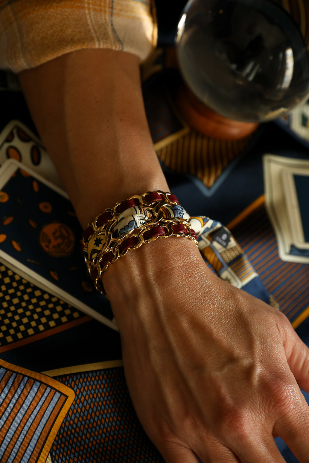 Small December cuff and Tarot ribbon, navy