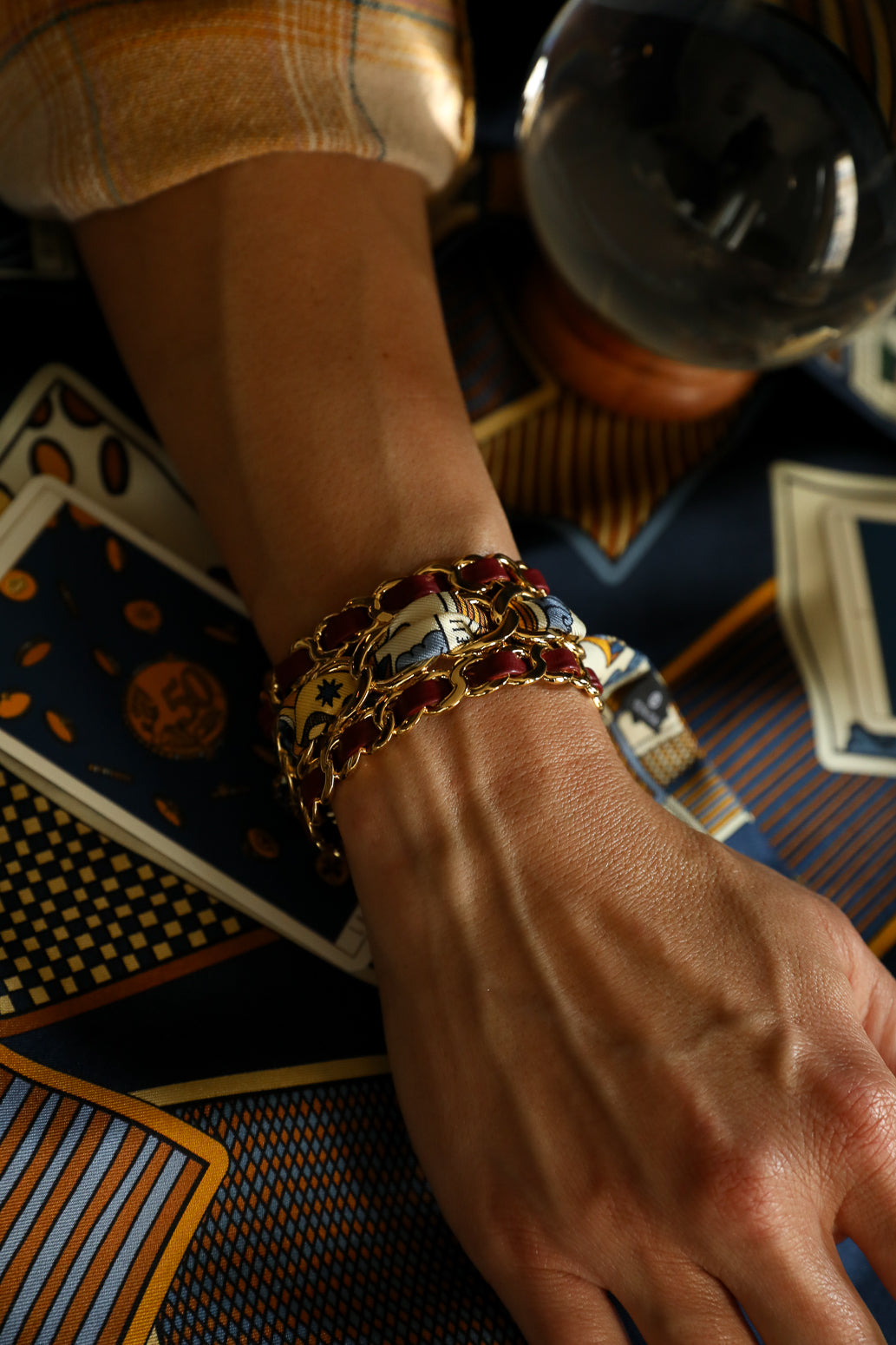 Small December cuff and Tarot ribbon, navy