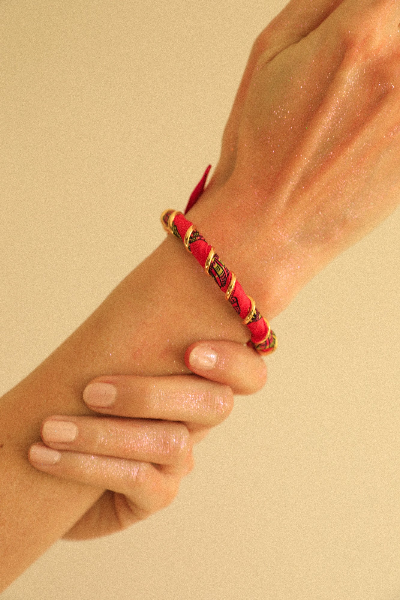 Bracelet Octobre et ruban Coquillage coloré