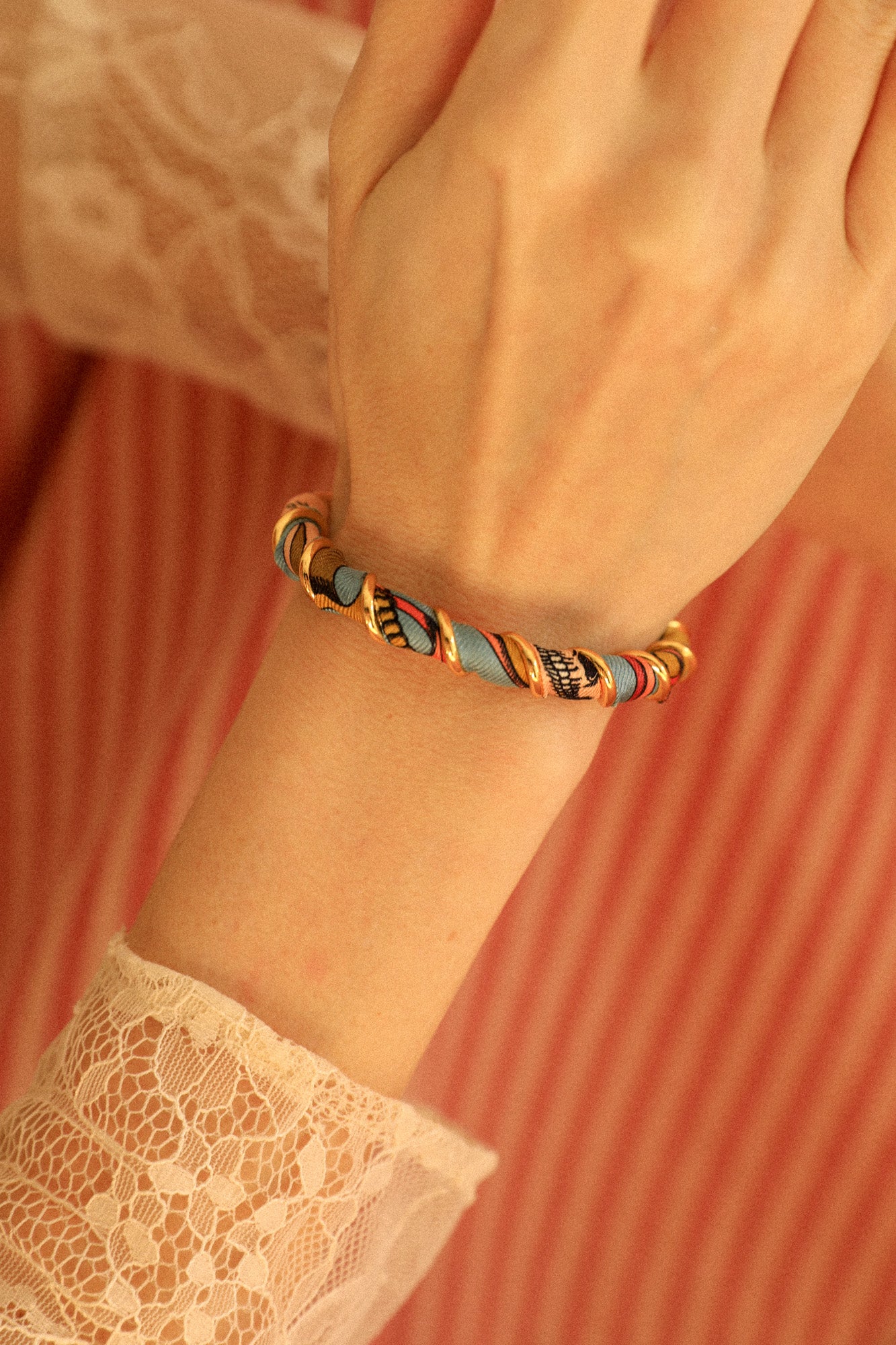 Bracelet Octobre et ruban Pirate coloré