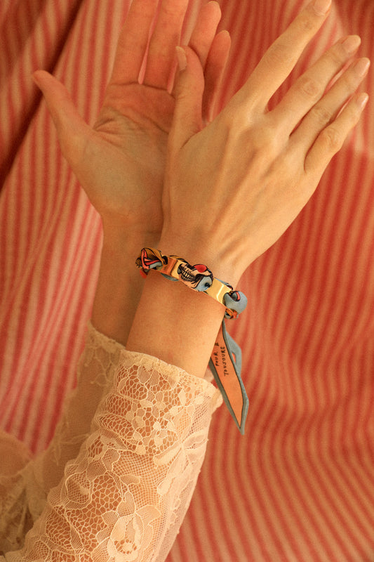 Bracelet Septembre et son ruban Pirate coloré