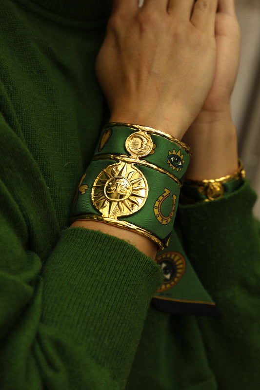 Large Sun cuff and Luckyou ribbon, green