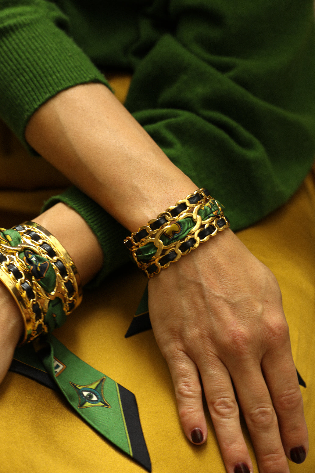 Small December cuff and Luckyou ribbon, green