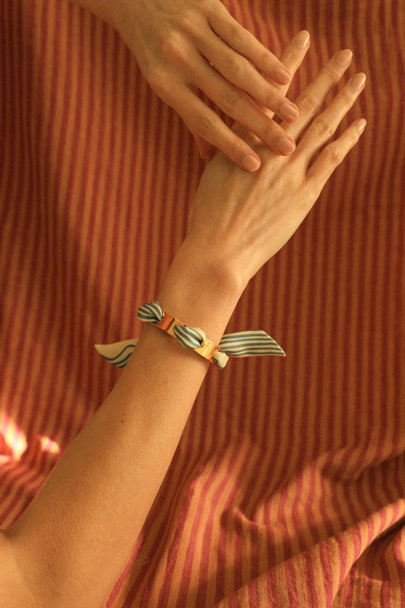 Bracelet Septembre et son ruban Marinière neutre