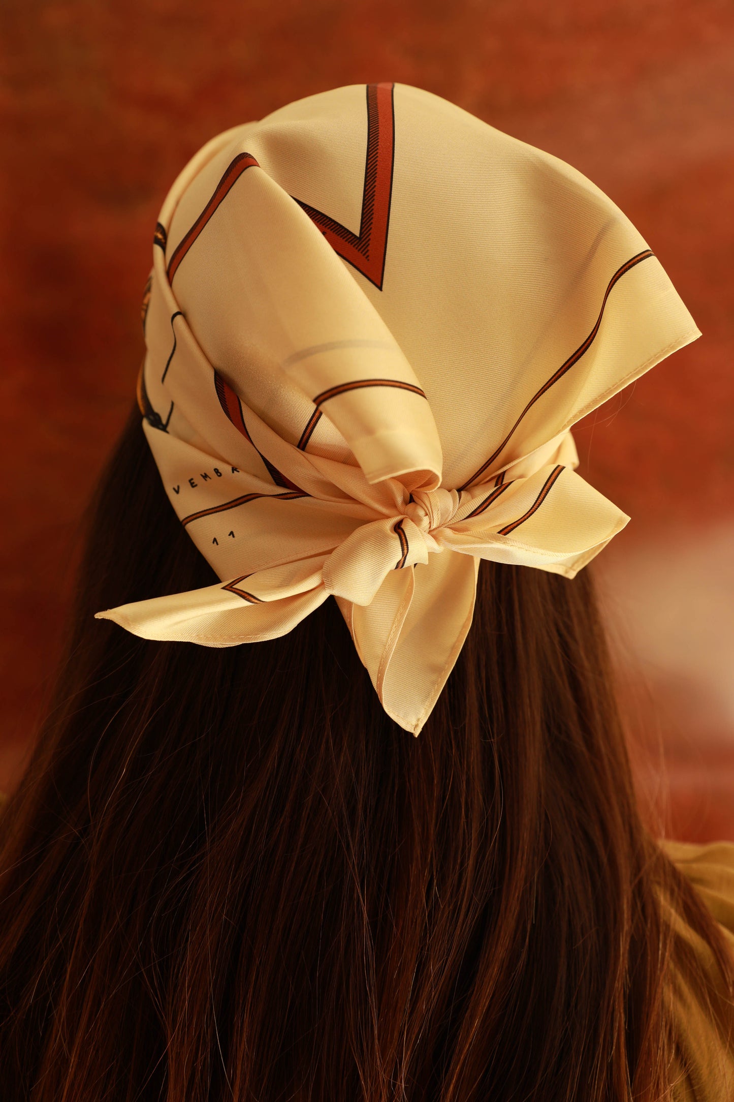 Bandana en soie 55cm - Signe Astro, Crème