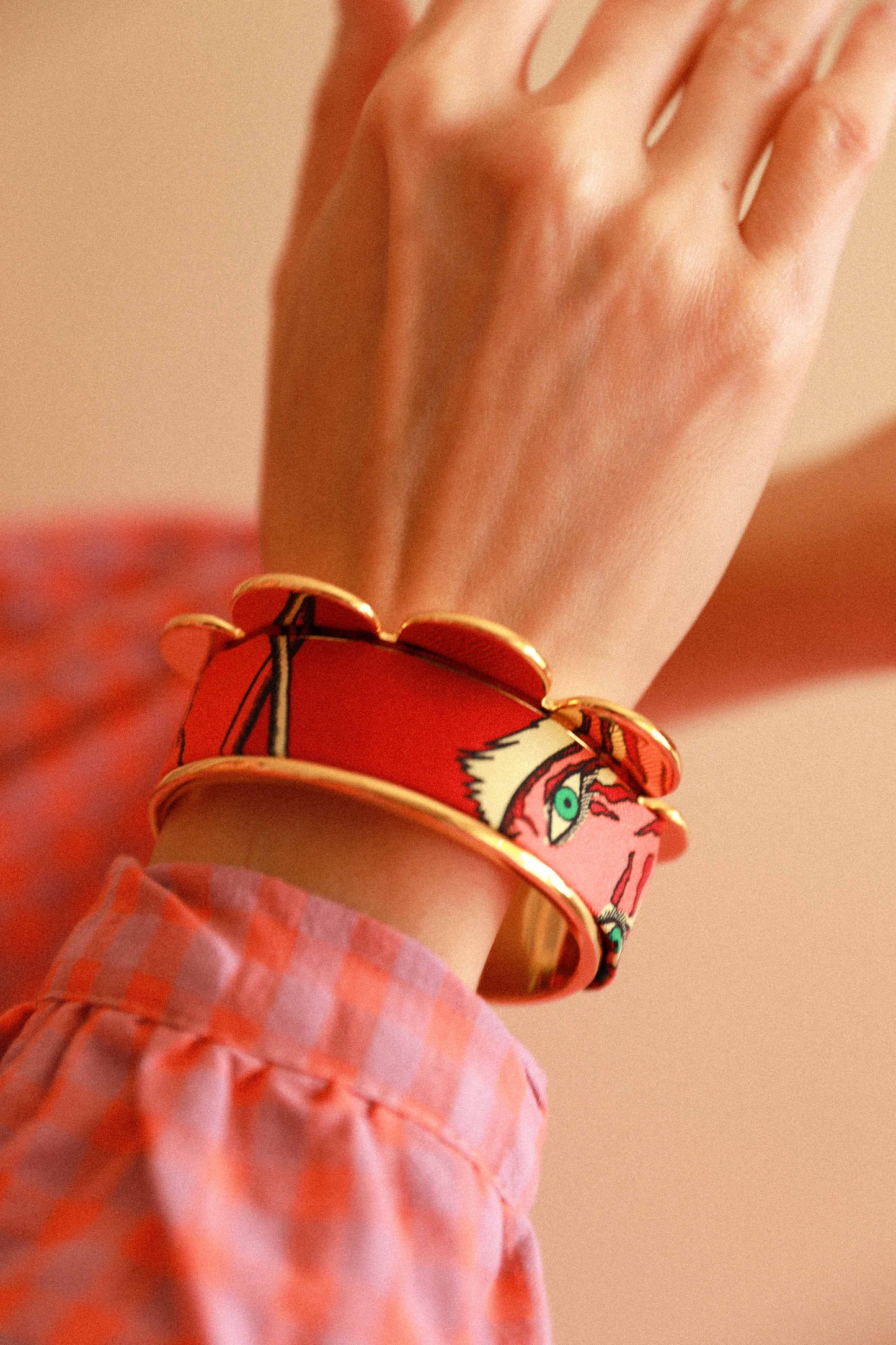 Tigers &amp; Hoops Pennant and Ribbon Cuff, Colorful