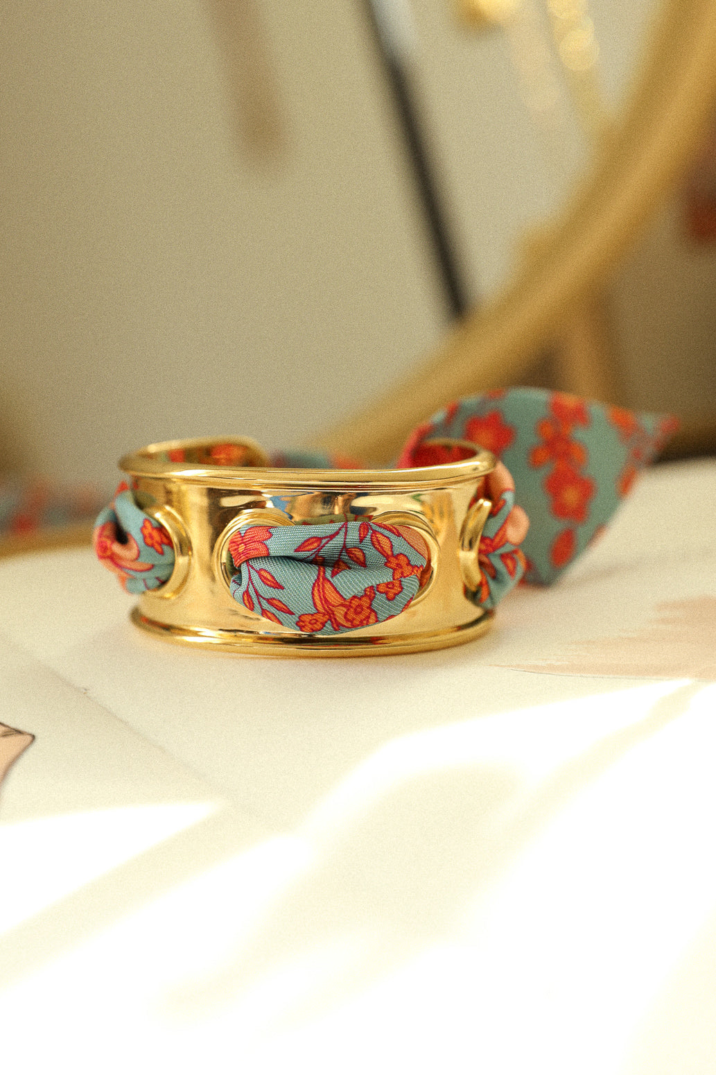 Manchette Novembre et ruban Liberty bleu pastel