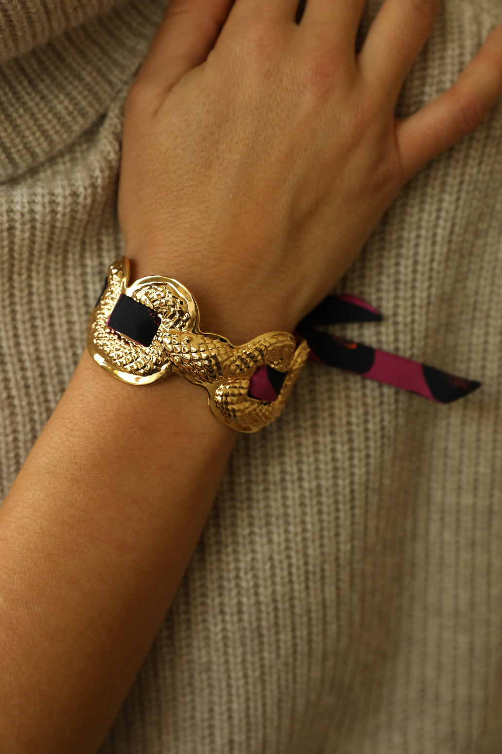 Manchette Serpentaire et ruban Léopard violet