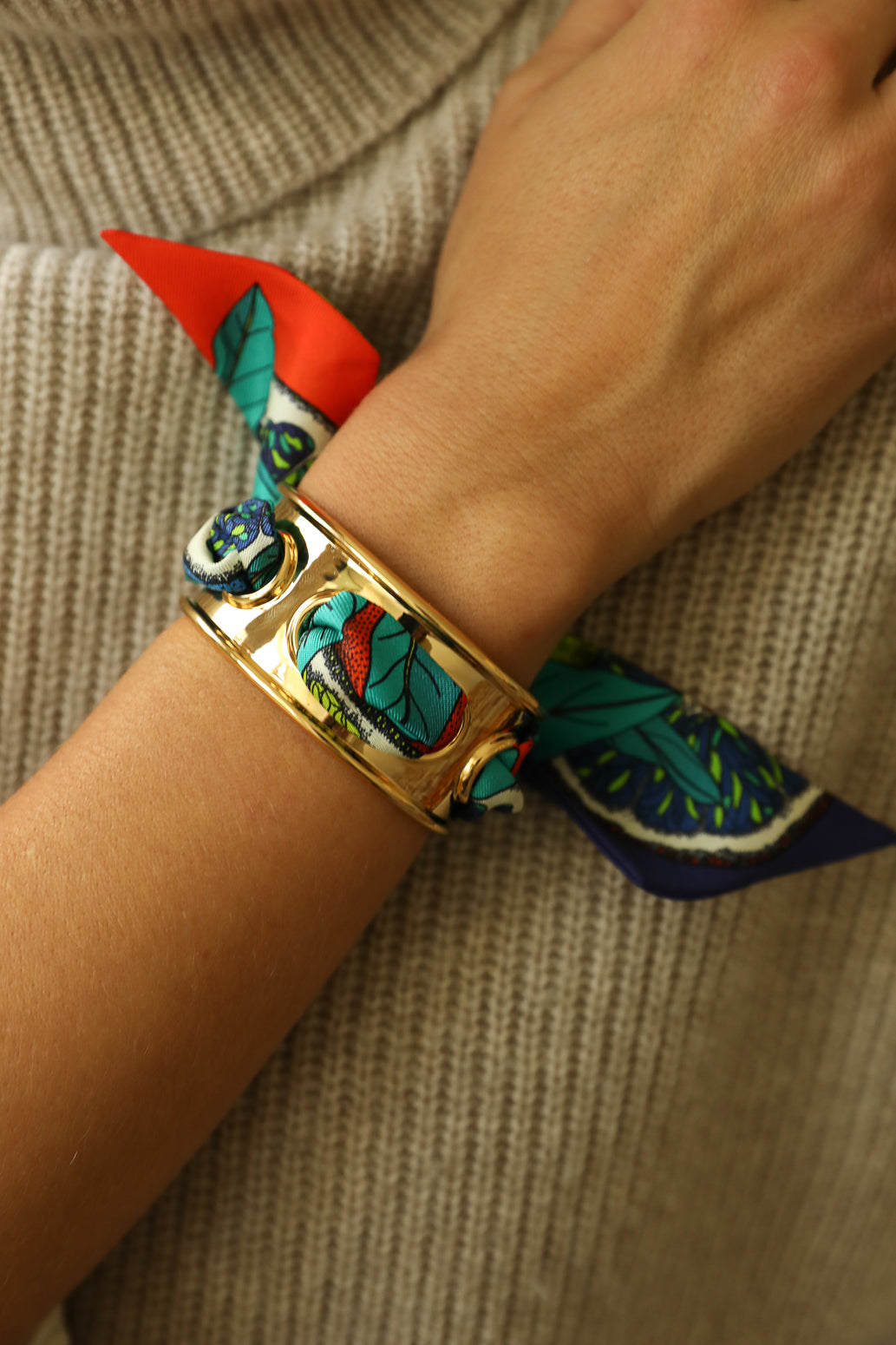 November cuff and Leopard ribbon, blue/yellow