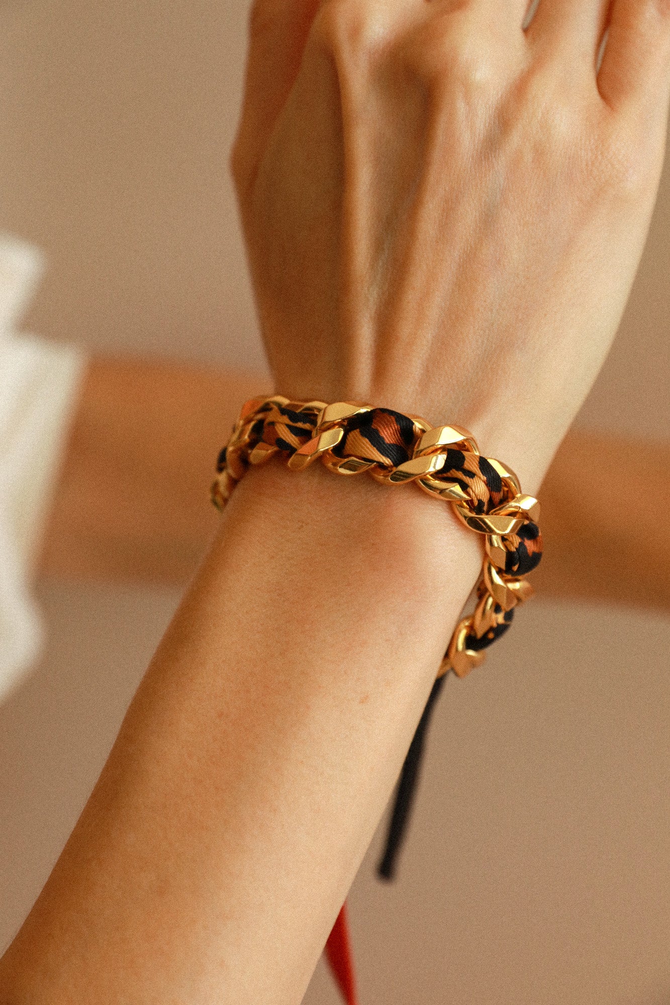 Bracelet Décembre et ruban Le Léopard, rouge