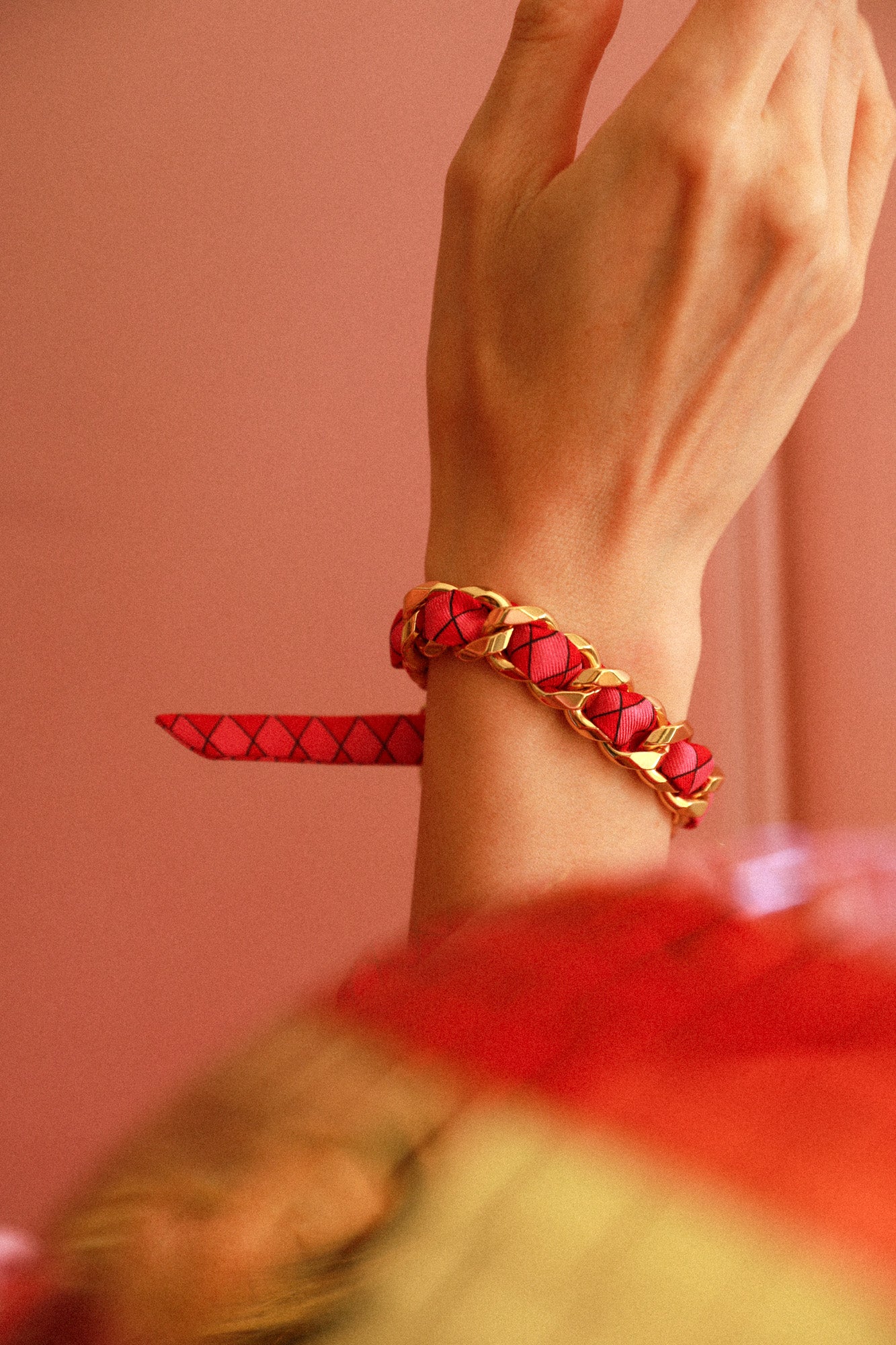 Bracelet Décembre et ruban Arlequin rose et rouge