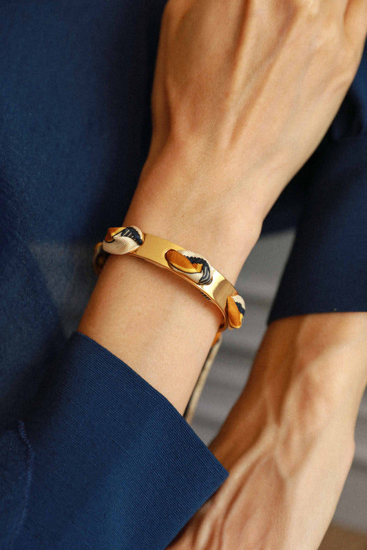 Bracelet Septembre et son ruban Le Cirque des Rêves, neutre