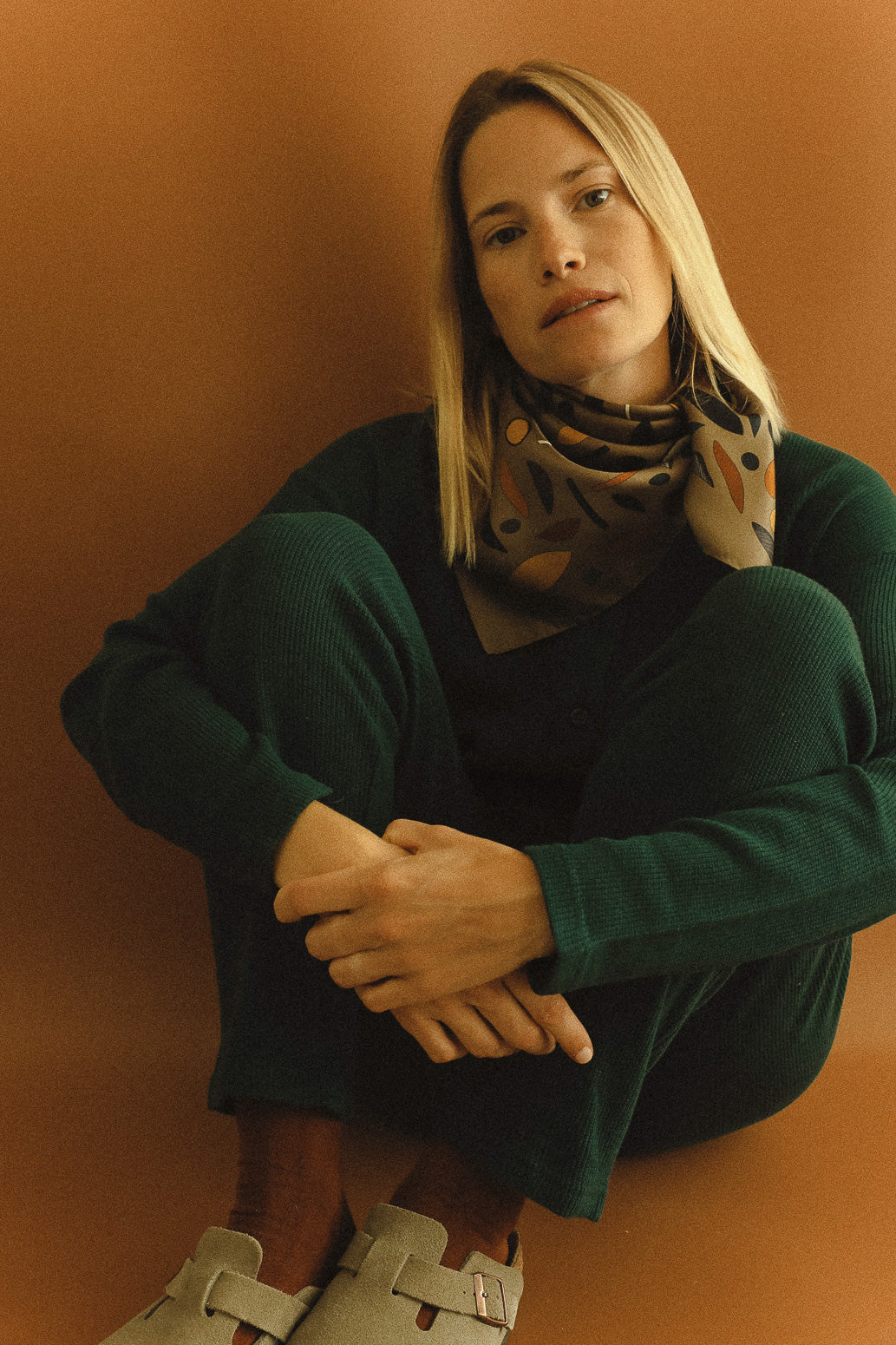 Petit carré 70 cm - Coloriage, taupe