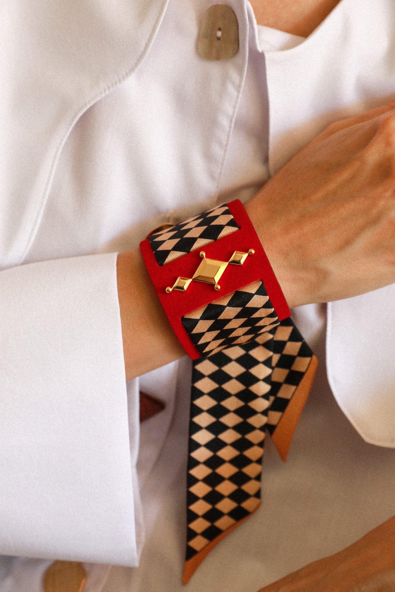 Circus cuff and Harlequin ribbon, beige and black
