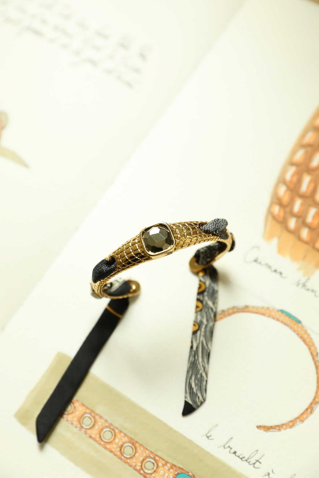 Caiman Bracelet in Pyrite and Neutral Parrot Ribbon