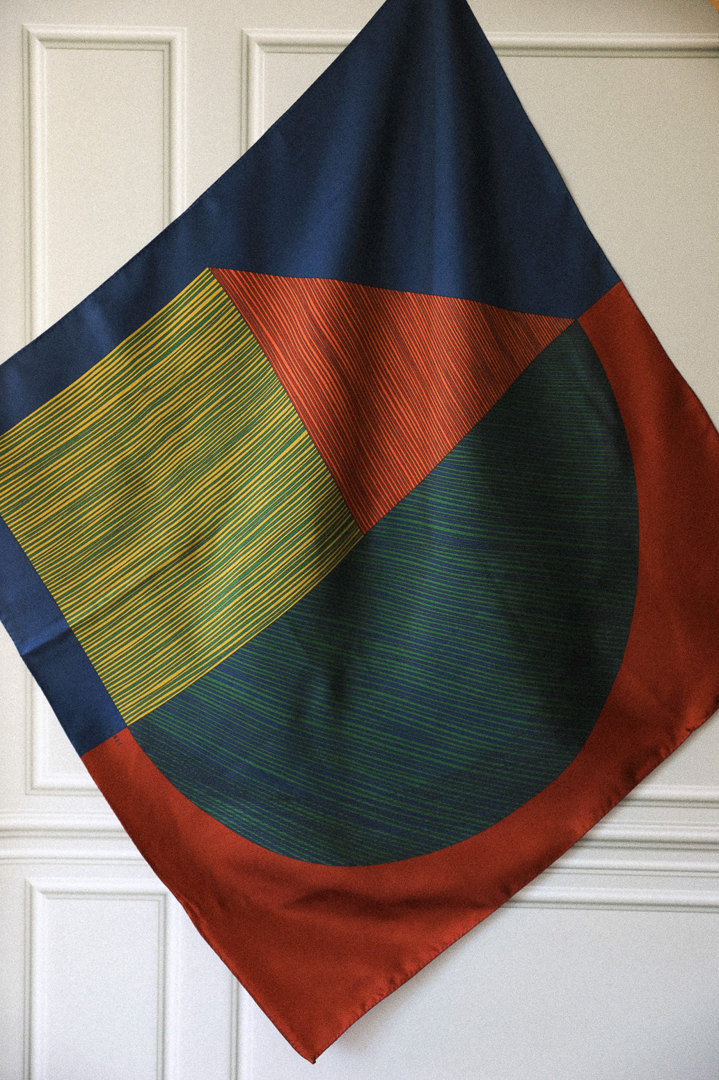 Petit carré 70 cm - Géométrie variable, marine et brique