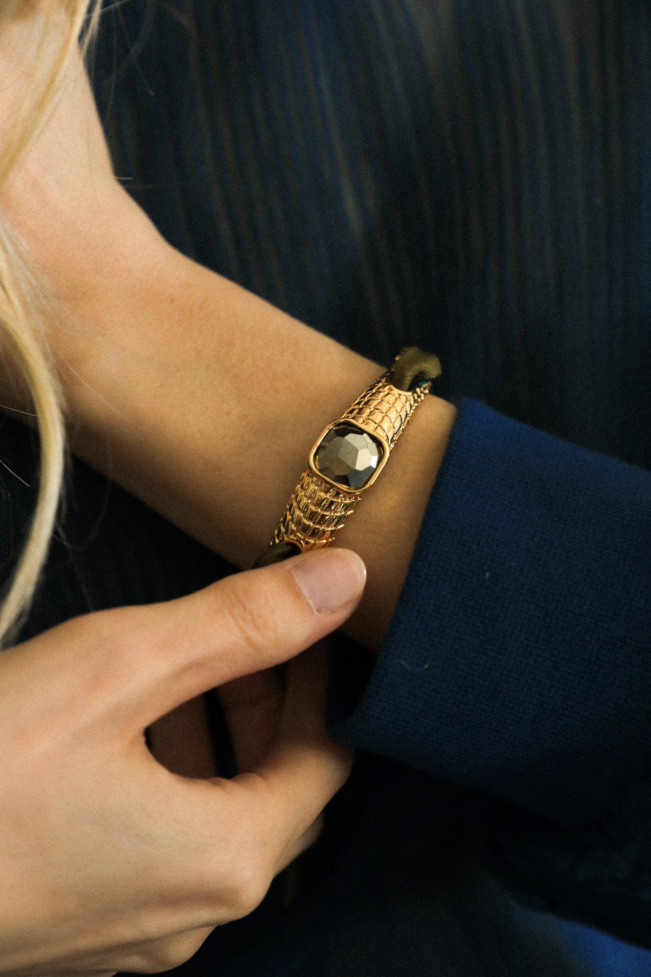 Caiman Bracelet in Pyrite and Neutral Mermaid Ribbon